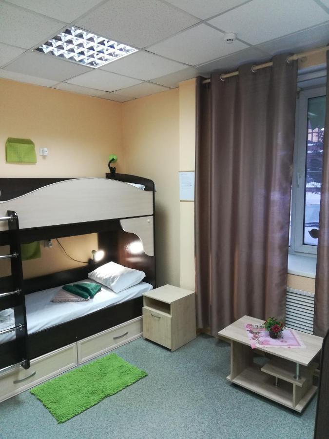 נובוסיבירסק Dachny Hostel На Метро "Заельцовская" מראה חיצוני תמונה